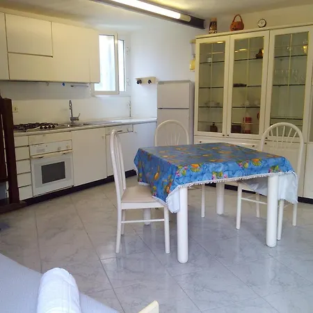 Little Sweet House2 * San Remo